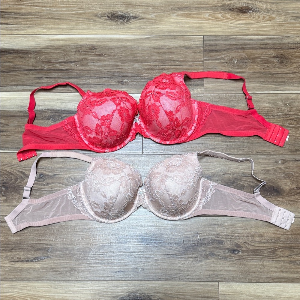 Victoria's Secret Lace Underwire Bra Duo in Red and Nude